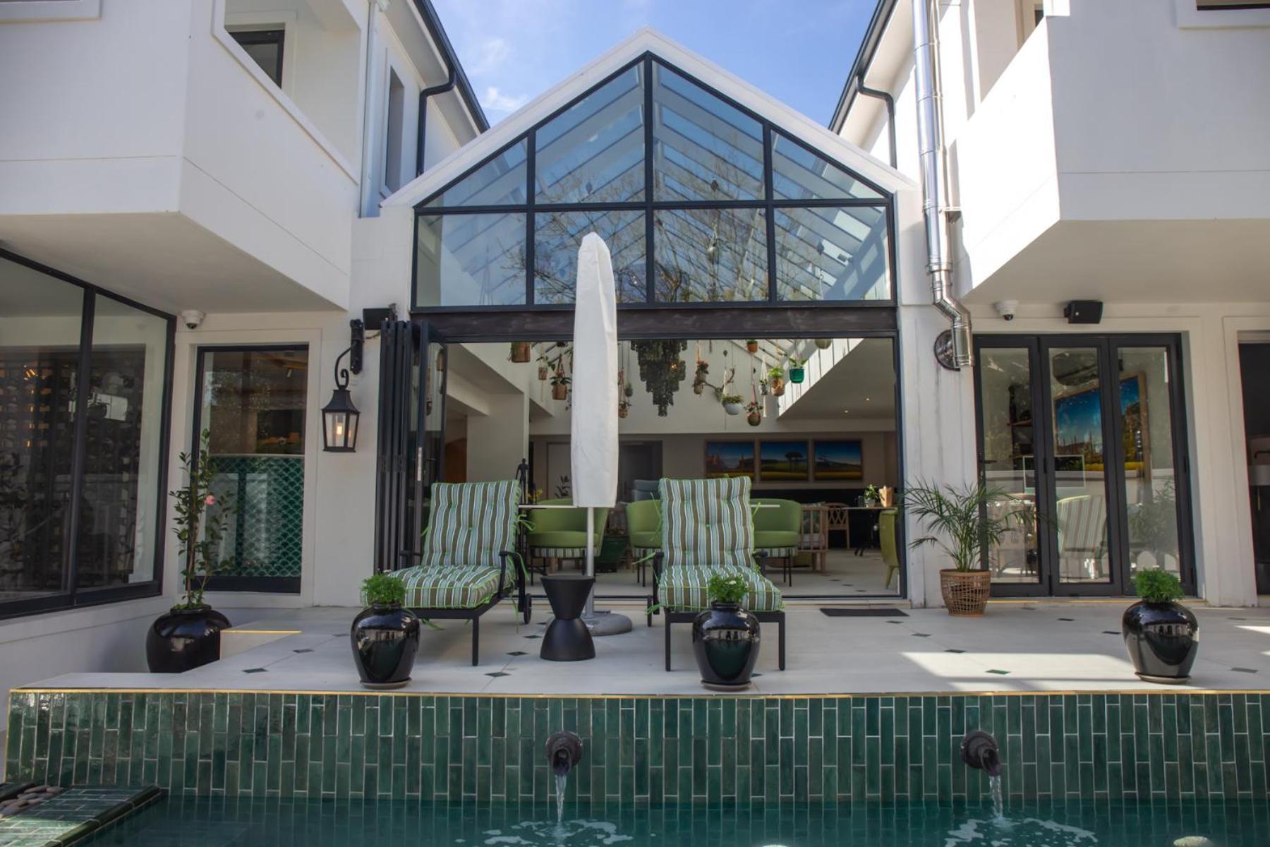 Le Petit Manoir Boutique Hotel Franschhoek Ngoại thất bức ảnh