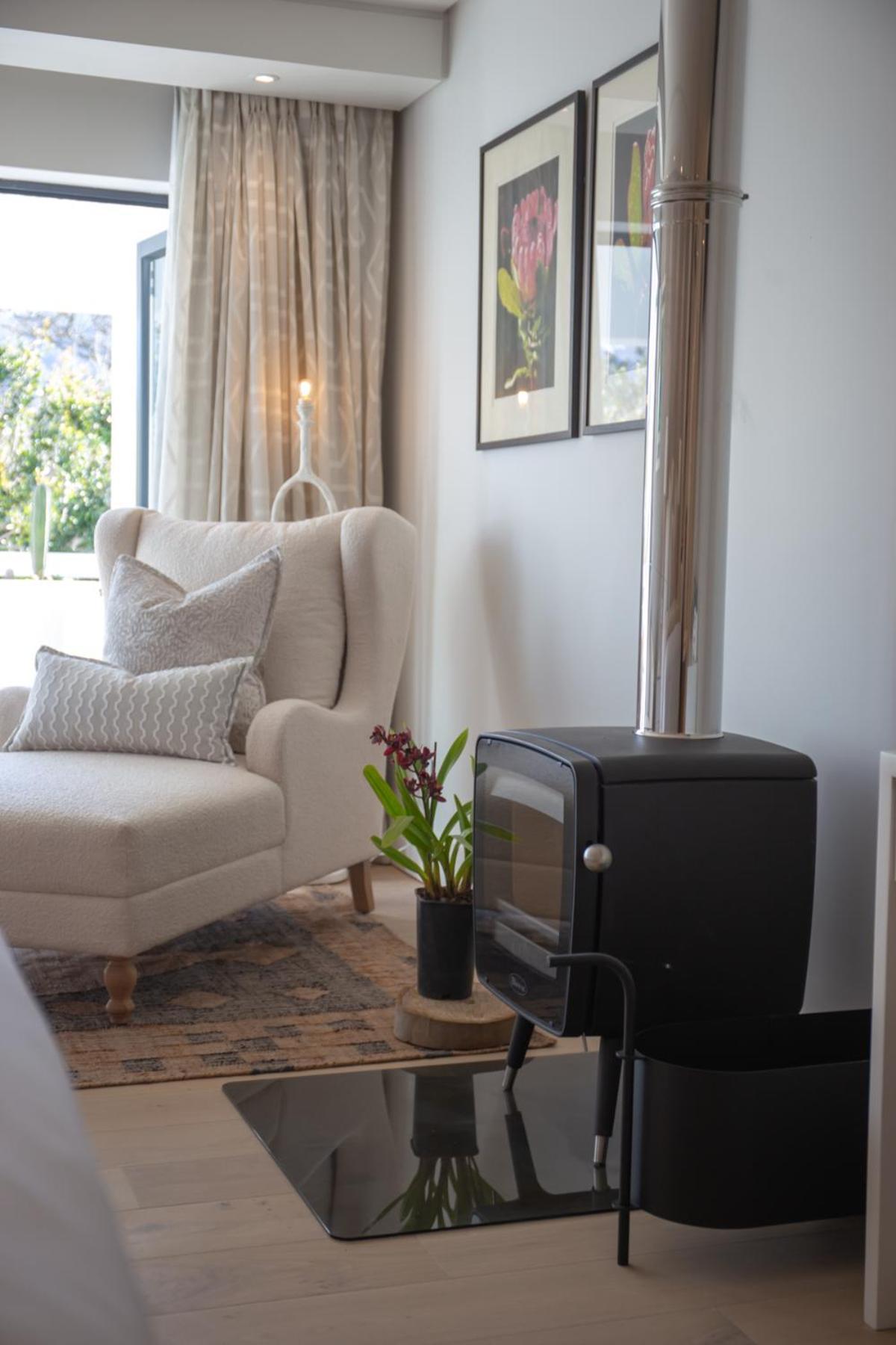 Le Petit Manoir Boutique Hotel Franschhoek Ngoại thất bức ảnh